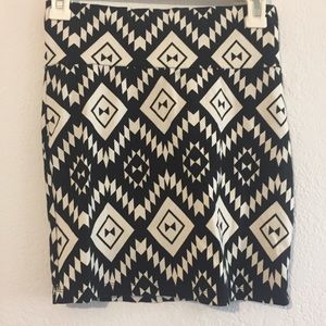 Charlotte Russe black and white printed mini skirt